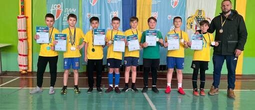 Другий етап "Всеукраїнських шкільних ліг пліч-о-пліч. Команда ліцею № 21 "Перспектива" здобула почесне ІІ місце!